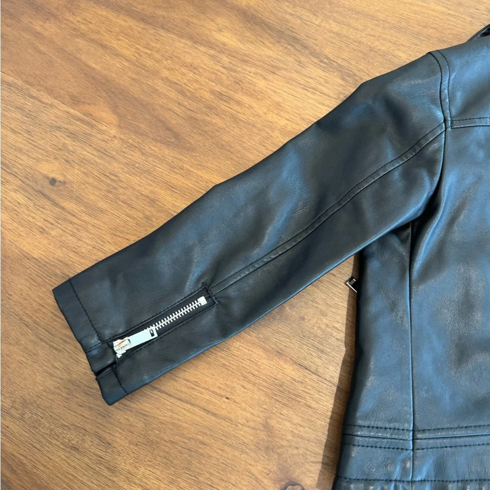 Zahra girls outerwear team size 5 never worn no returns - Picture 5 of 7